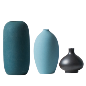 Modern Sculptural Ceramic Vase | Creative Hand-Finished Flower Vessel for Living Room